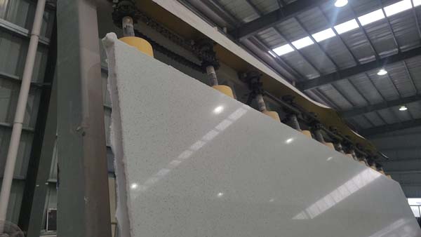 Hui Cheng inorganic quartz stone display